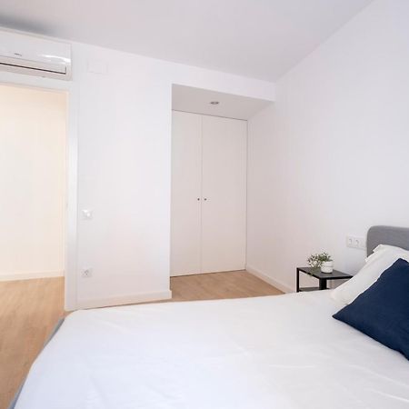 הוספיטלט דה יוברגאט Centric Apartment Camp Nou מראה חיצוני תמונה