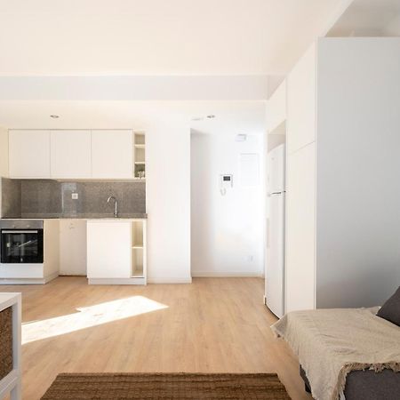 הוספיטלט דה יוברגאט Centric Apartment Camp Nou מראה חיצוני תמונה