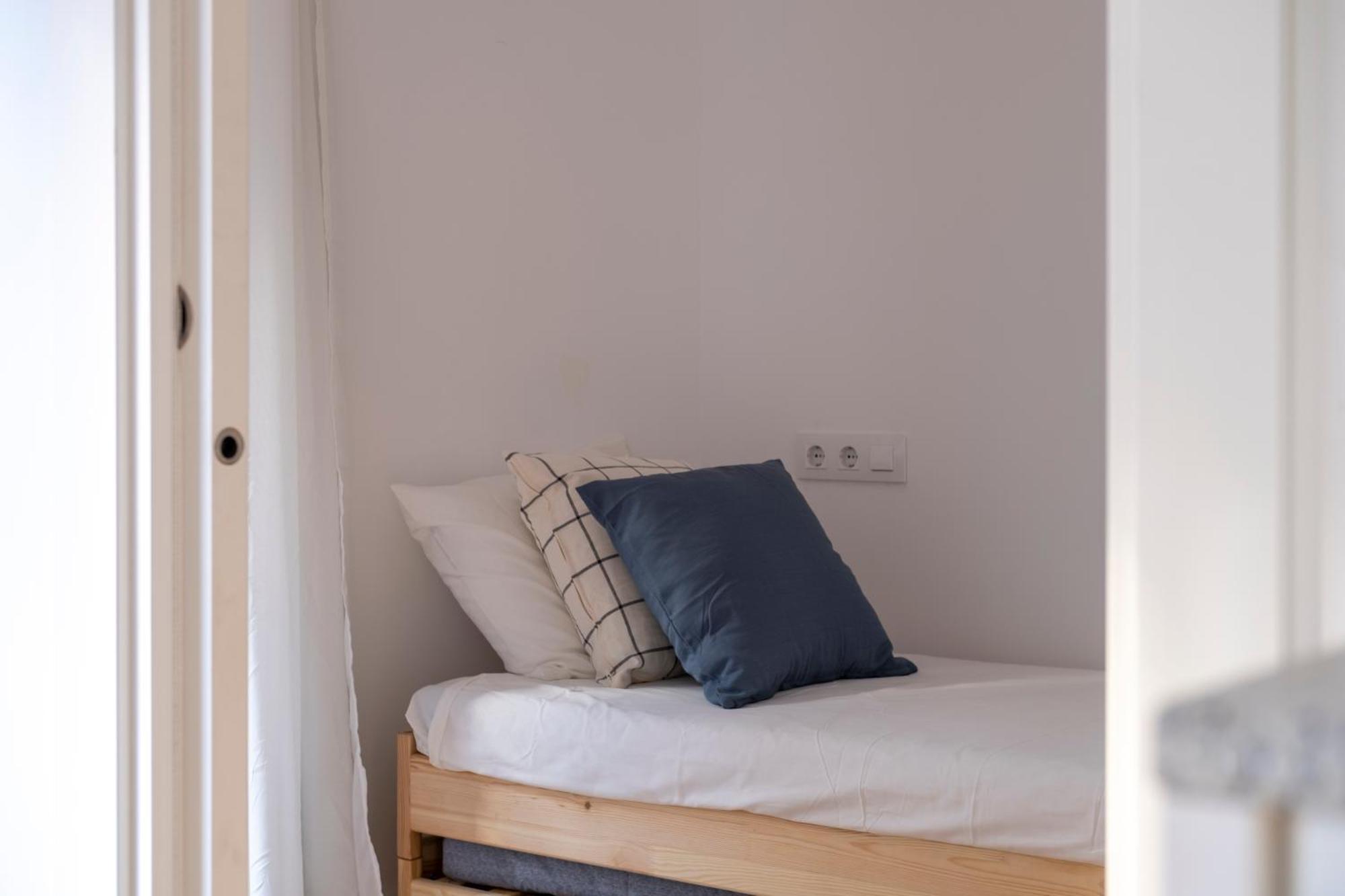 הוספיטלט דה יוברגאט Centric Apartment Camp Nou מראה חיצוני תמונה