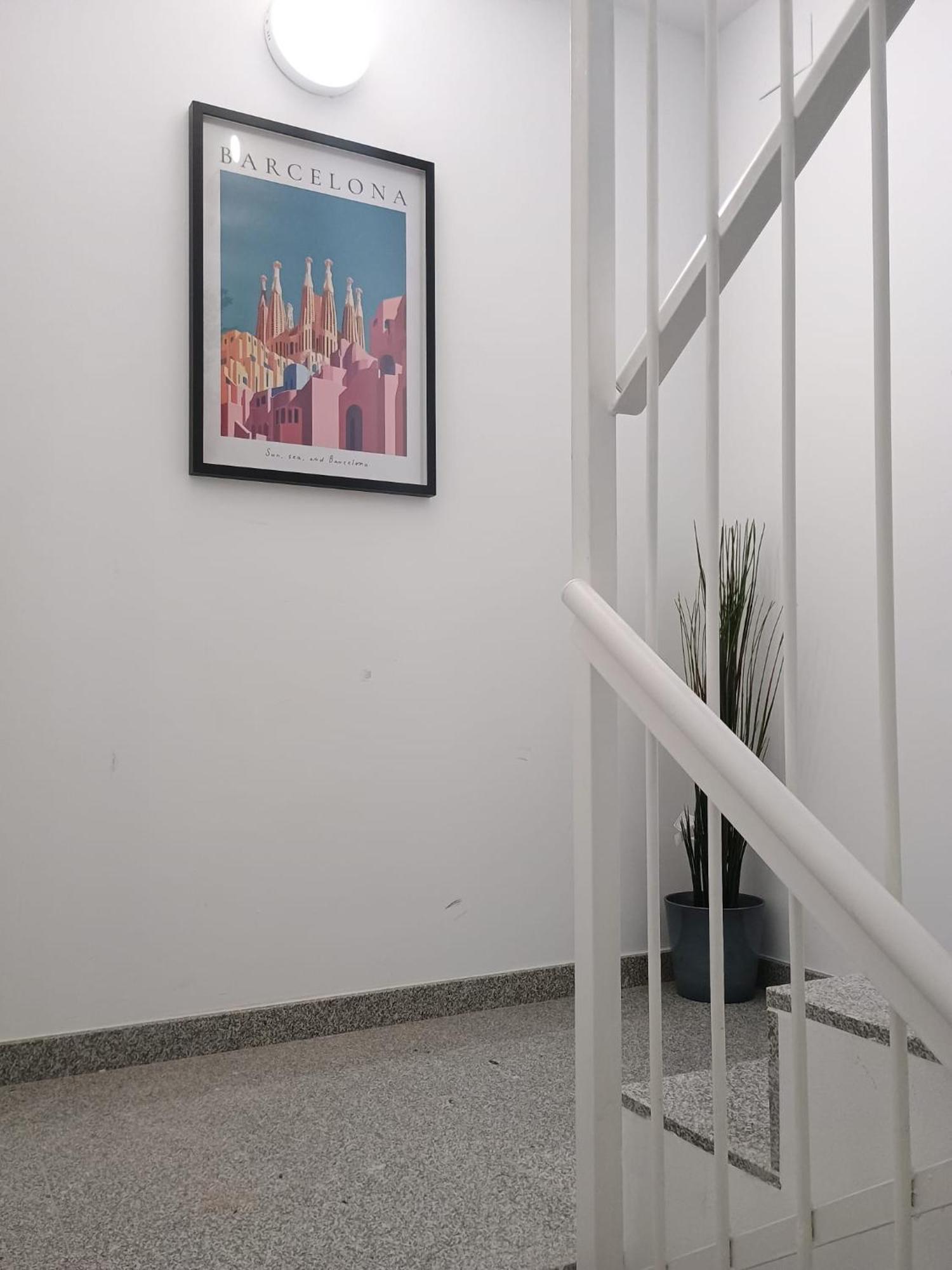 הוספיטלט דה יוברגאט Centric Apartment Camp Nou מראה חיצוני תמונה
